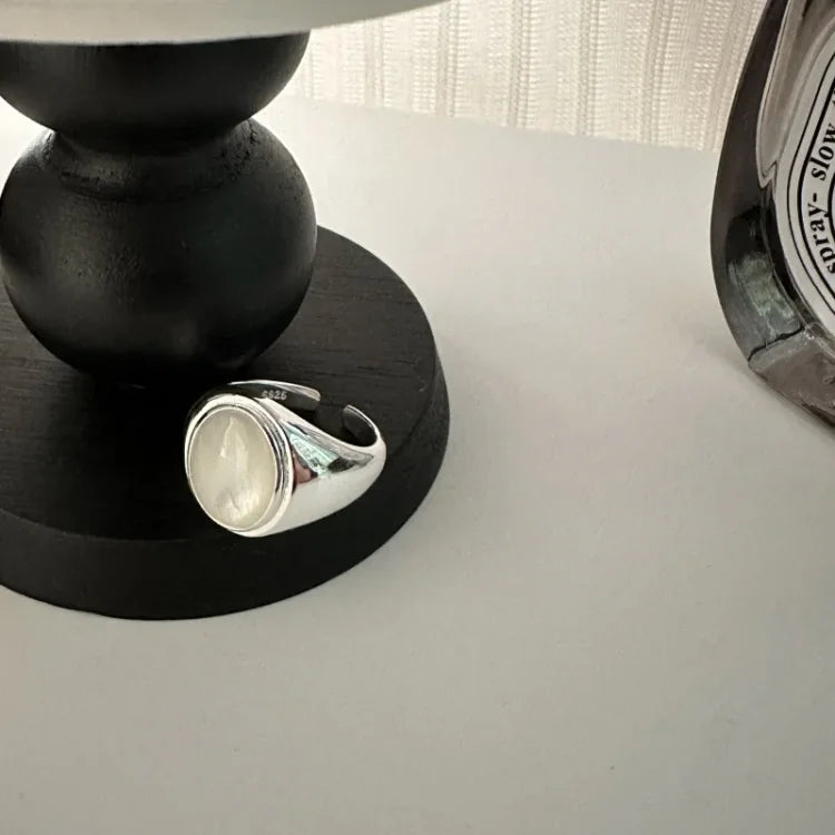 Isla Pinctada Albina Ring in Sterling Silver