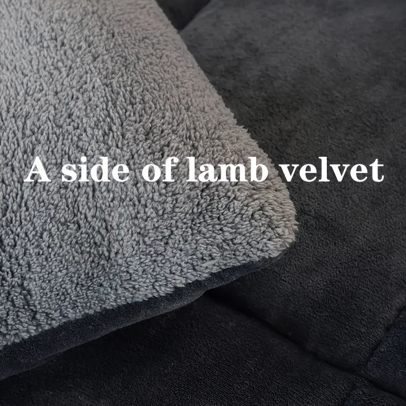 Luxuriously fluffy duvet for unparalleled autumn and winter warmth