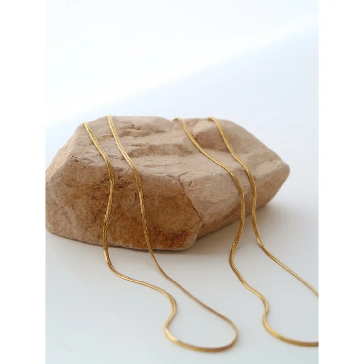 Elegant Slim Snake Necklace - Isis