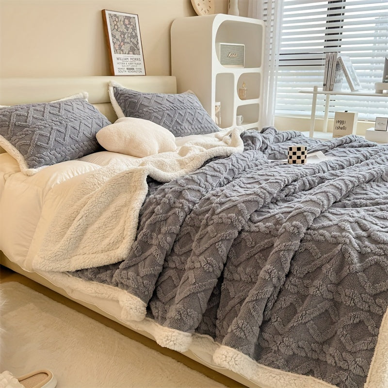 Vintage Luxe Double-Sided Fleece Throw - Winter Essential