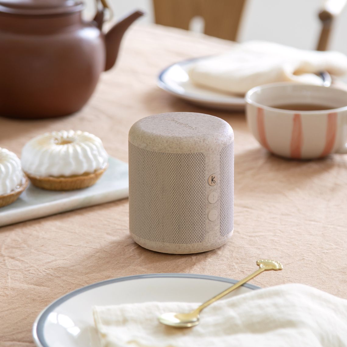 SoundWave – Portable Bluetooth Speaker with Powerful Sound