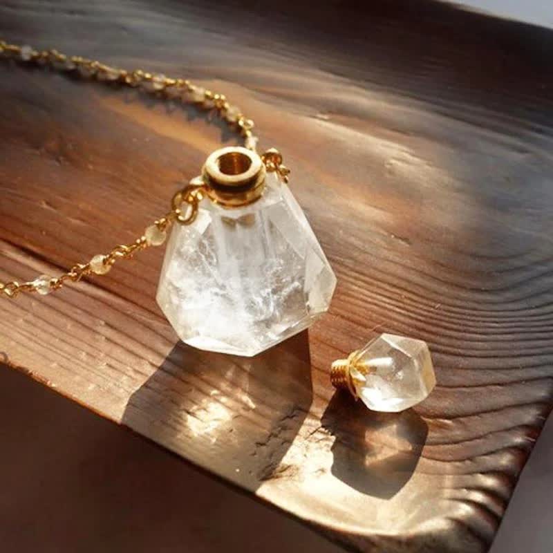 Elegant Necklace with Crystals Perfume Bottle - Iris