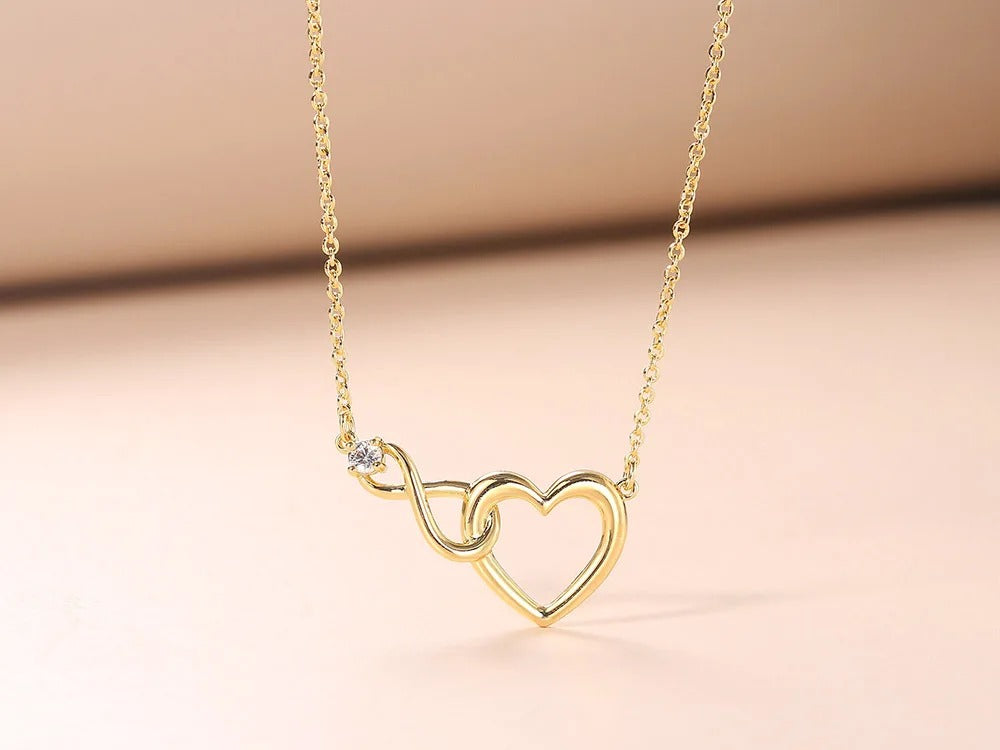 HeartBond Necklace – Timeless Jewelry of Connected Love