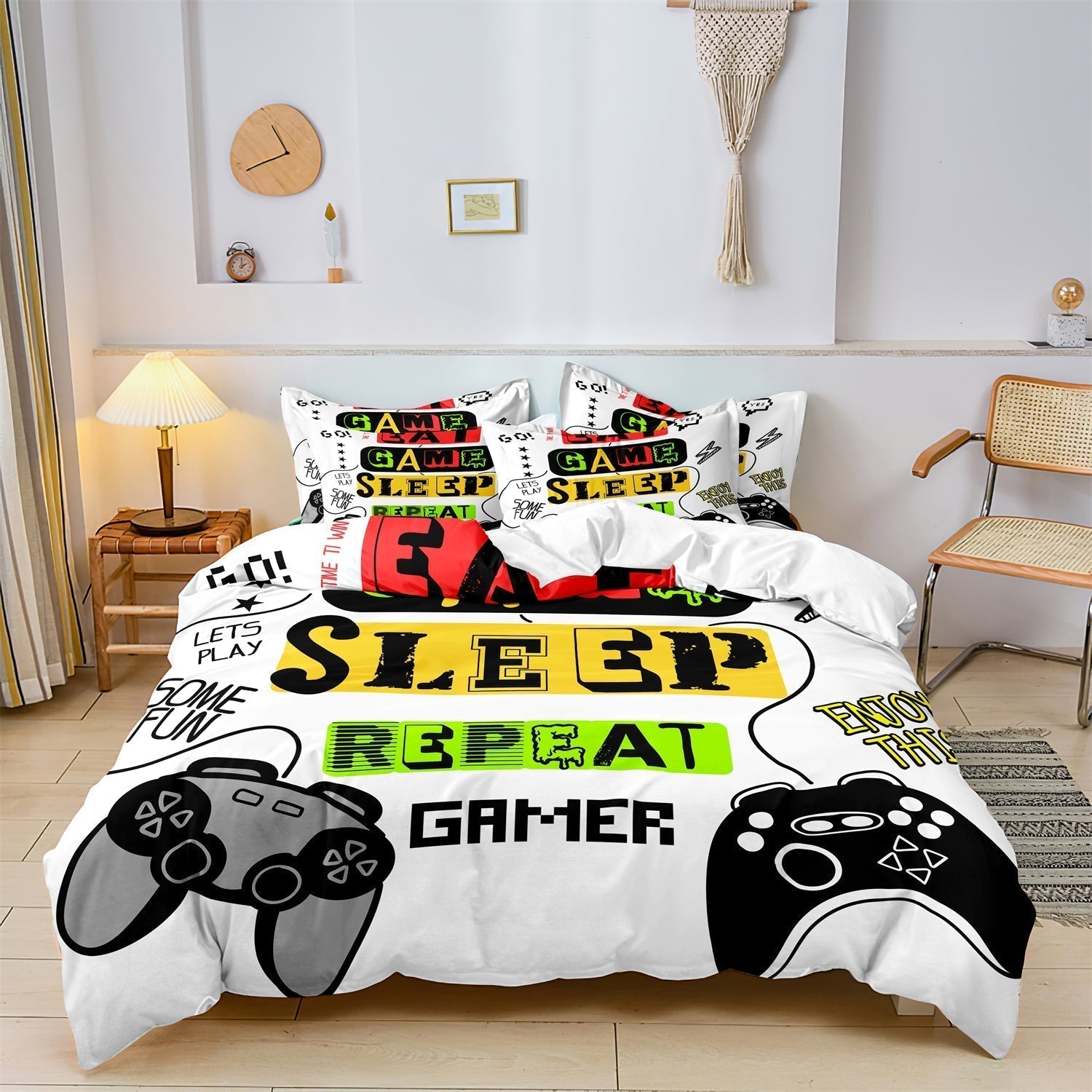 GameDreamer: Luxe Bedding for Adventurous Bedrooms