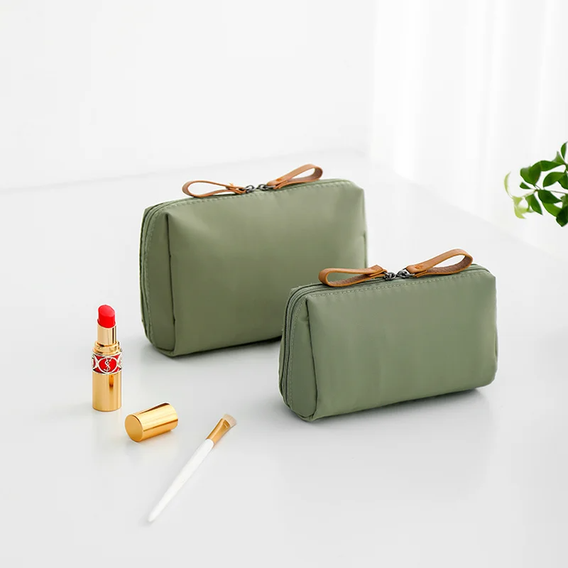 TravelOrganizer – Luxurious Travel Case for Efficient Storage
