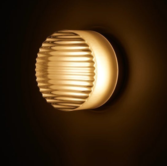 LumLight Stylish LED Wall Lamp - For Modern and Sustainable Living Comfort
