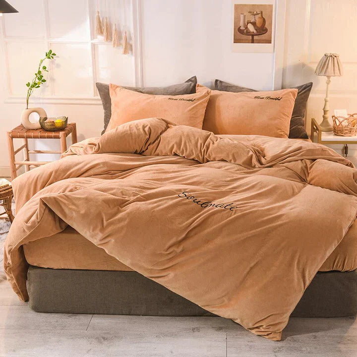 VeloursNacht – Luxurious Bed Linen for Ultimate Comfort