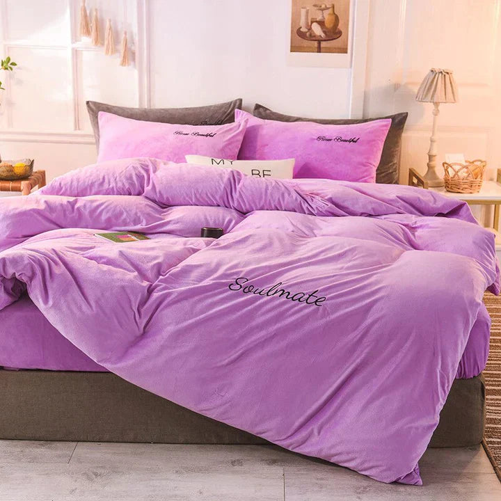 VeloursNacht – Luxurious Bed Linen for Ultimate Comfort