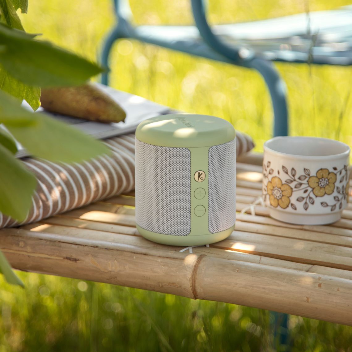 SoundWave – Portable Bluetooth Speaker with Powerful Sound