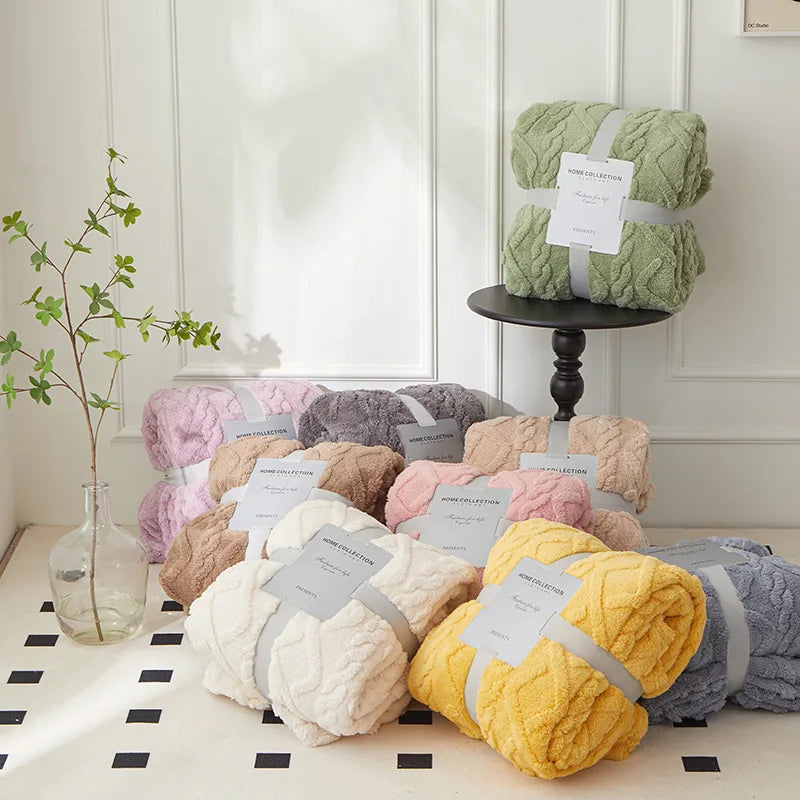 CozyLuxe - Luxurious Lambswool Blanket for Bedroom