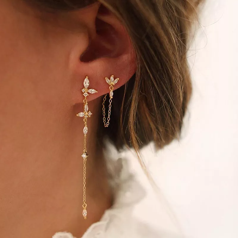 Elodie Dangle Earrings – Timeless &amp; Elegant Accessory