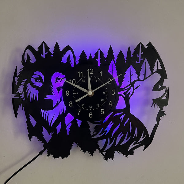 HuskyVinyl Klocka – Rustik Väggklocka med Husky Design