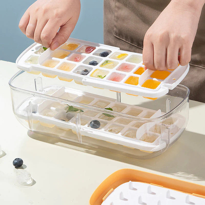 CoolCatcher – Practical Ice Cube Maker with Collector Box