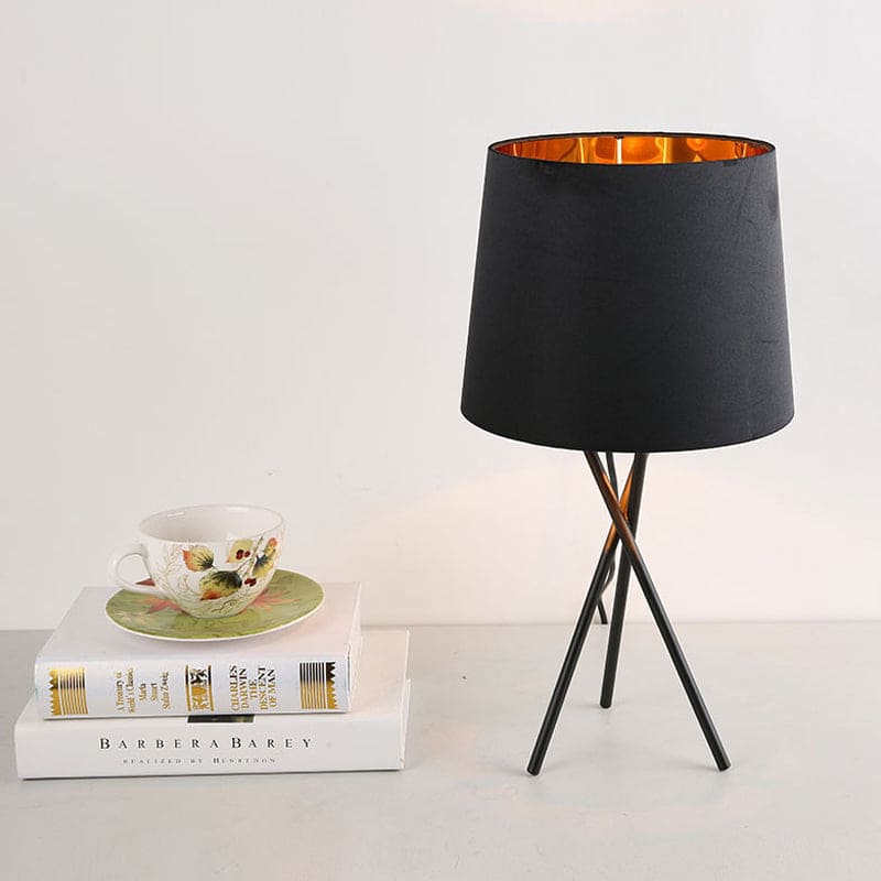 GlowWorks Table Lamp – Minimalist LED Lighting