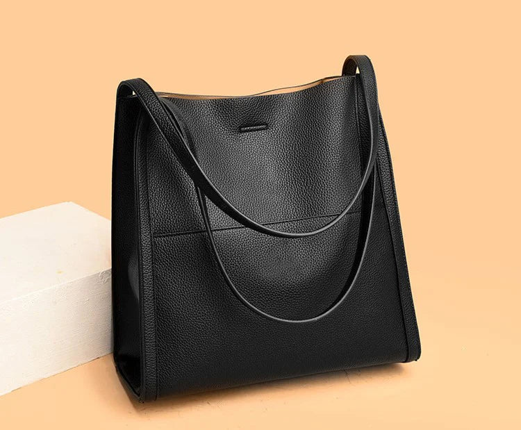LuxeCarry - Elegant Leather Shoulder Bag for Women