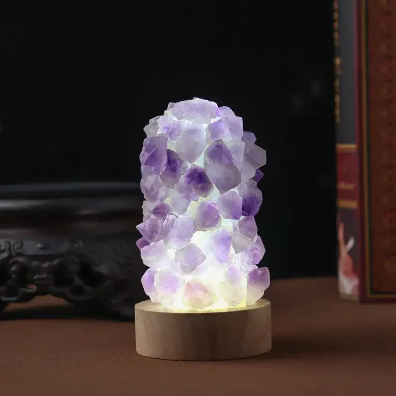 Stilren Amethystlampa - Lugnande Ljus och Energi