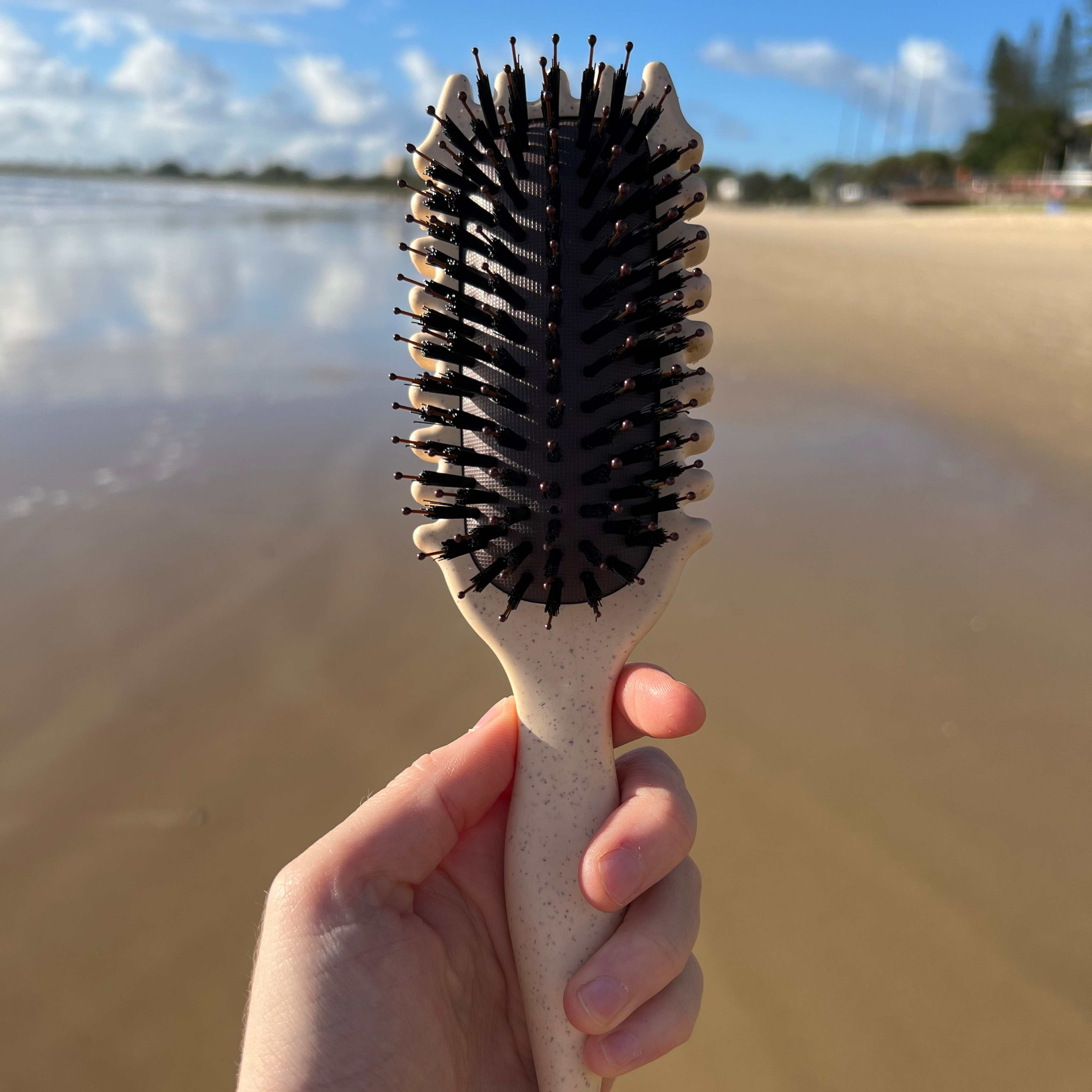 CurlMaster - Professional 3-in-1 hairbrush for styling