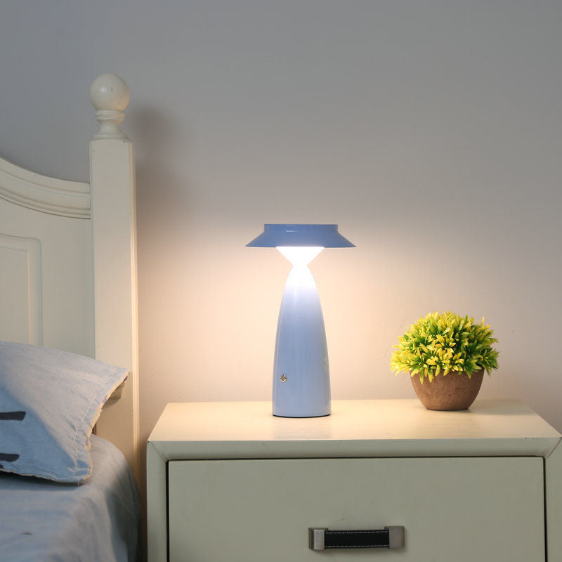 MushroomGlo – Lekfull Lampa med Industriell Charm