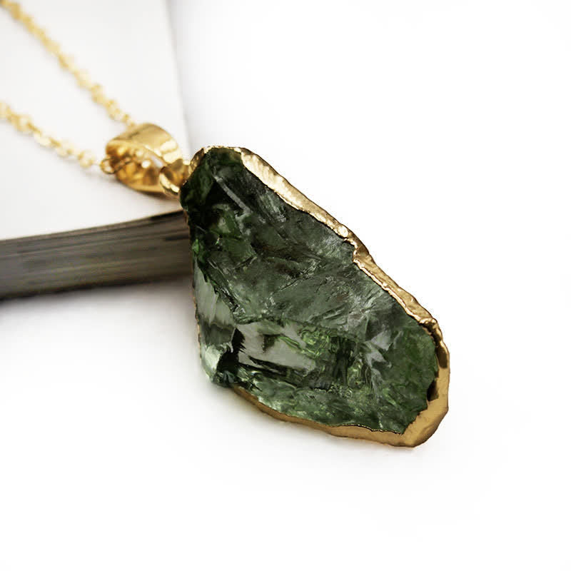 Elegant naturlig moldavit-halsband - Lyra
