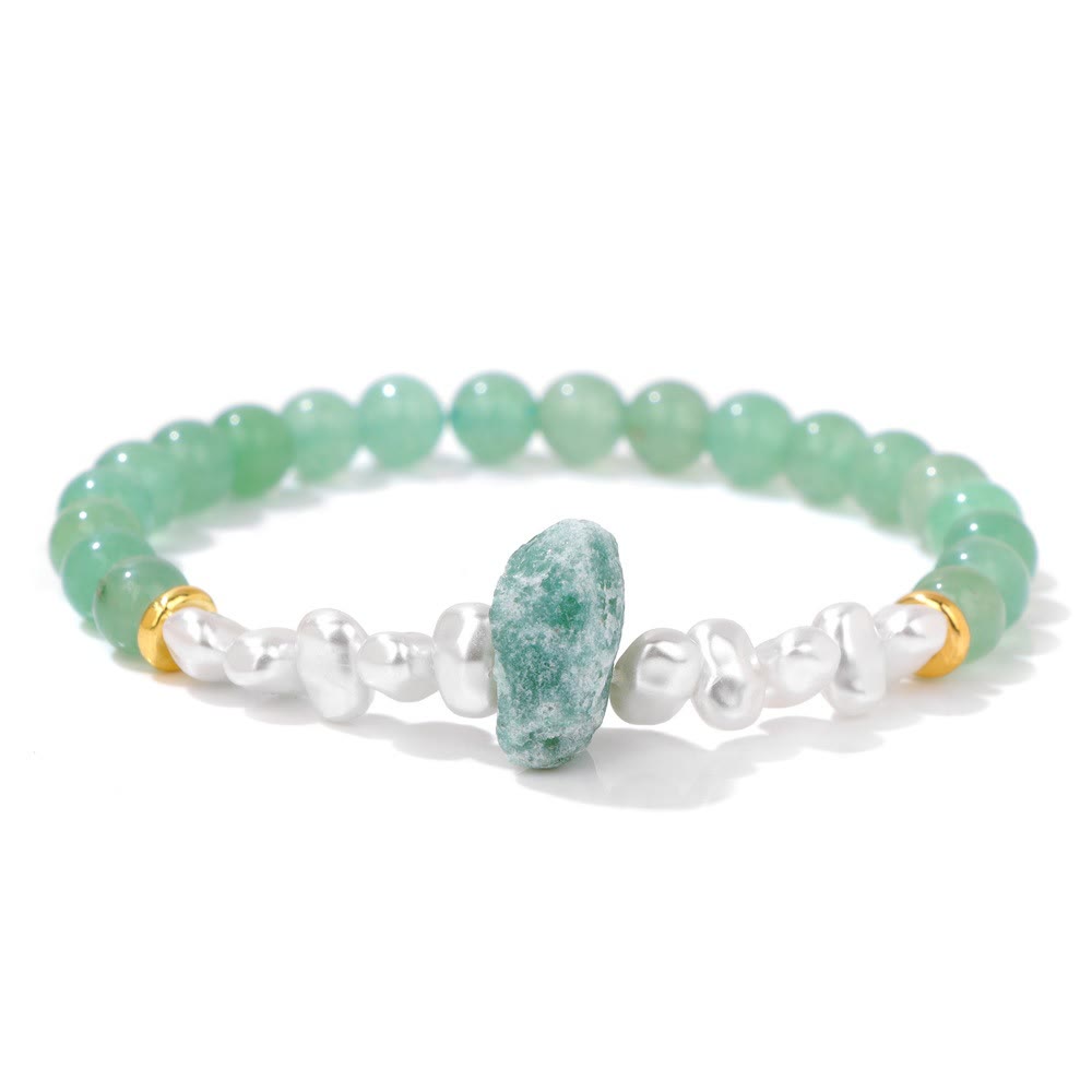Eline's Captivating Natural Crystal Bracelet