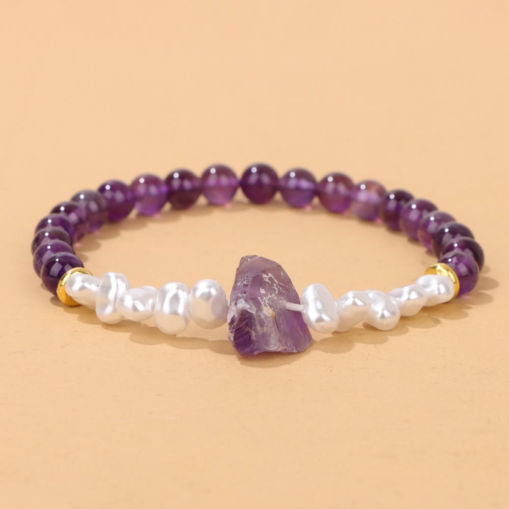 Eline's Captivating Natural Crystal Bracelet