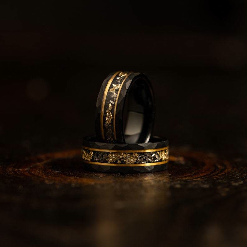 Elegant Orion Ring in Black Meteorite with Luxurious Gold Leaf Details