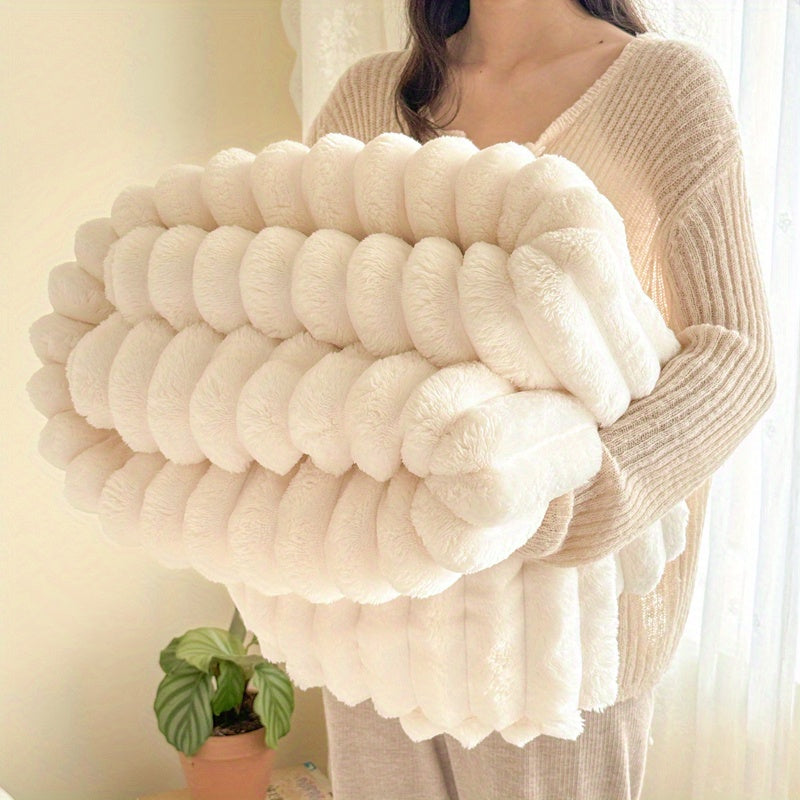 FlannelEase – Soft and Lightweight Blanket for Every Moment