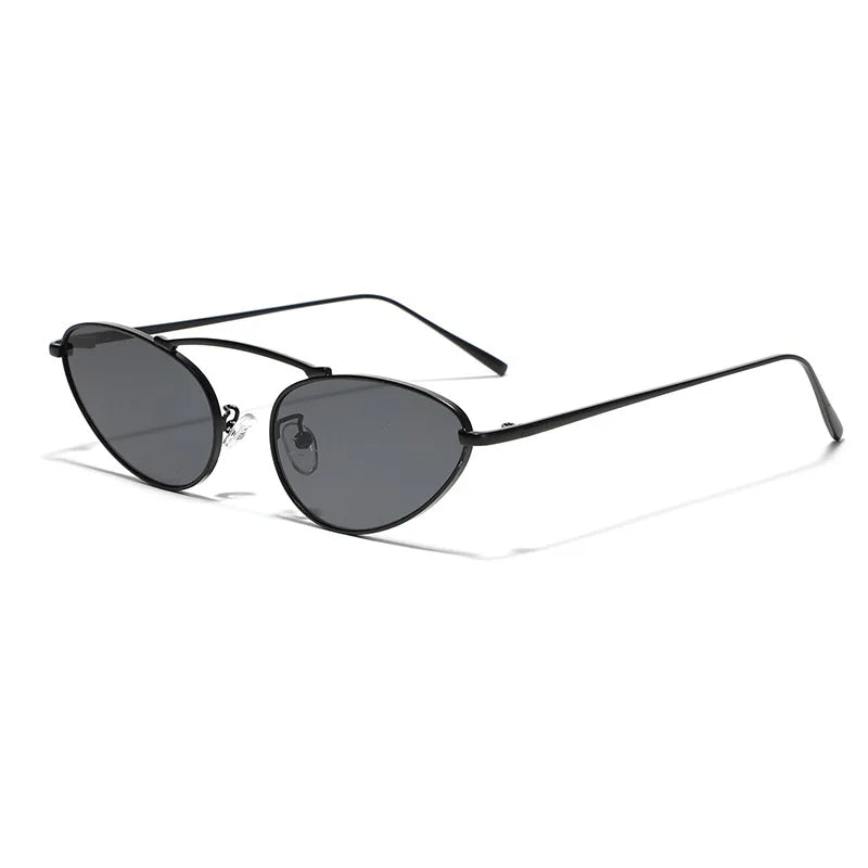 LuxVibe – Oval Luxury Sunglasses