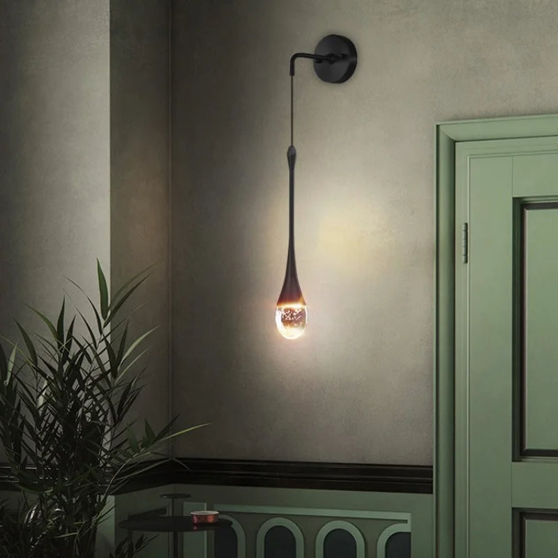 Elegant Droppformad Vägglampa - Lyx för Ditt Inredning