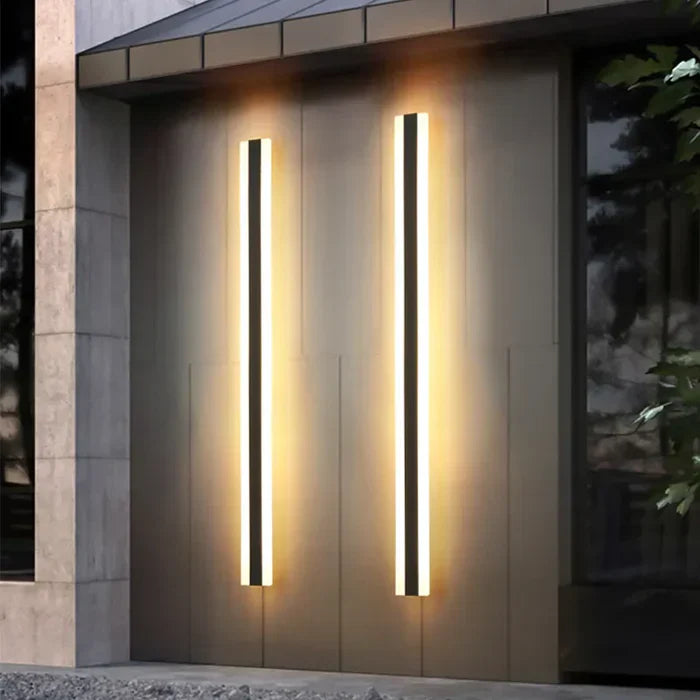 RainGuard Light - Durable Weatherproof Wall Light