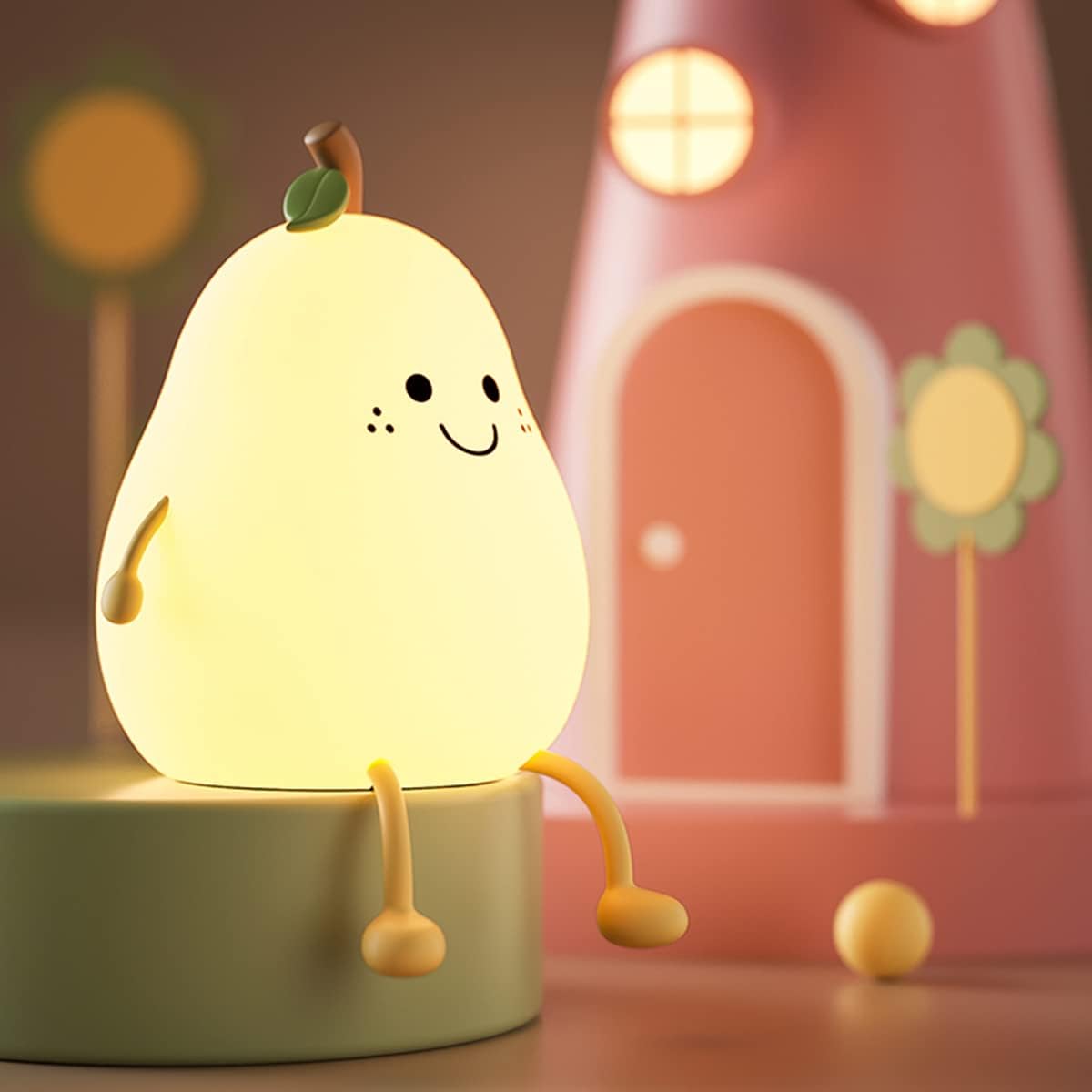 Chic PearGlow Night Light with USB Charger and Warm White Light 