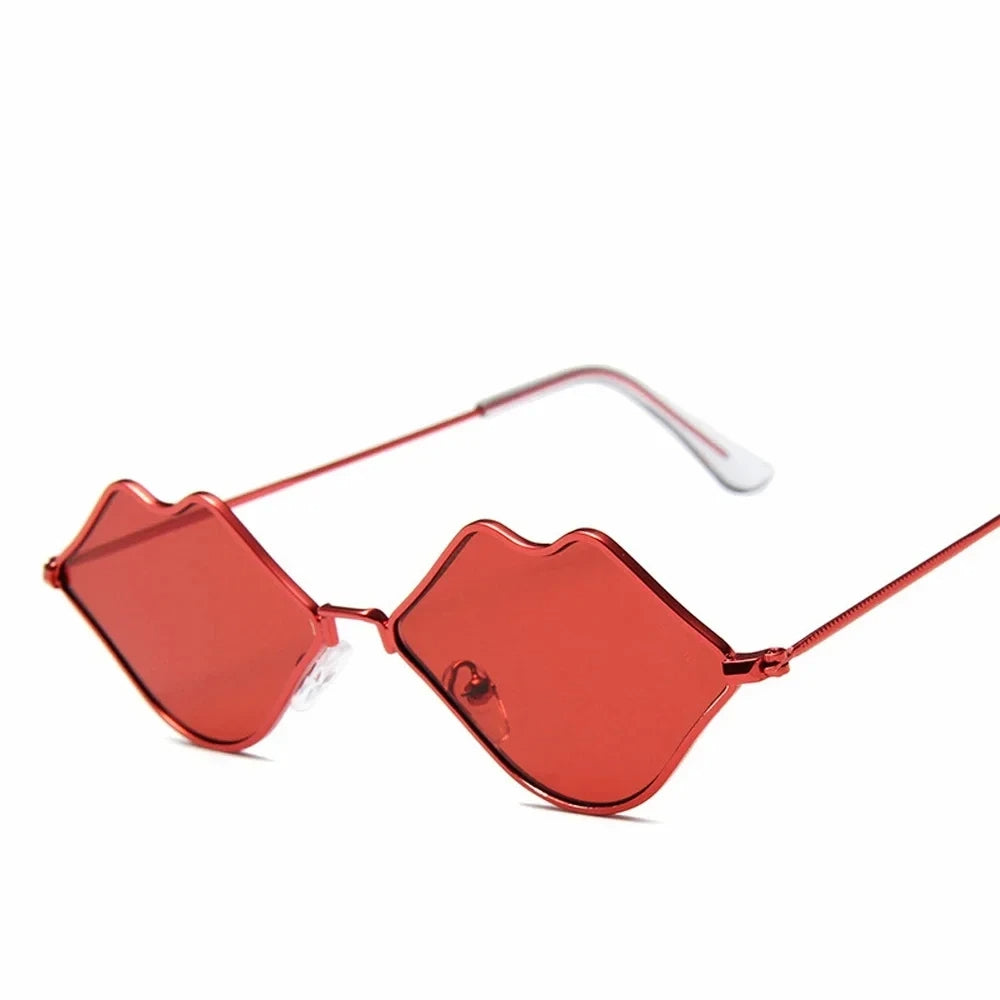 IzzaGlare - Vintage Sunglasses with Unique Design