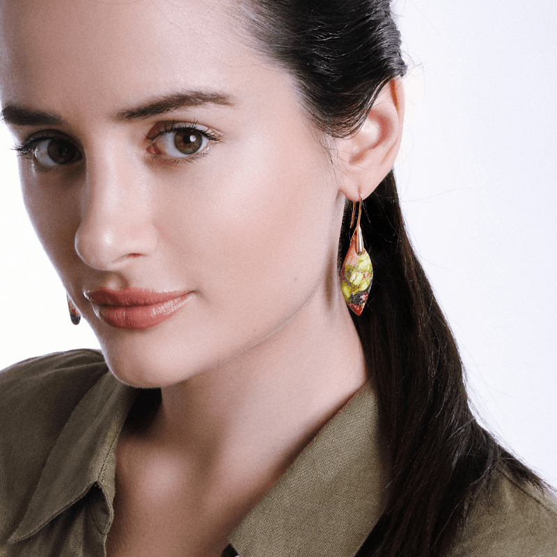 Amaris Earrings - Elegant Drop-Shaped Earrings