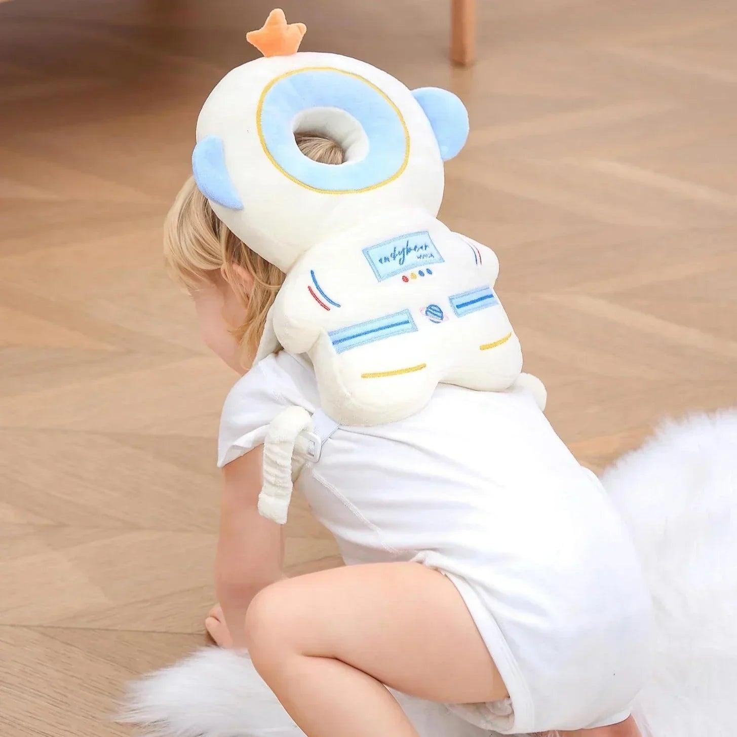 SafeNest - Luxurious Head Protection for Infants