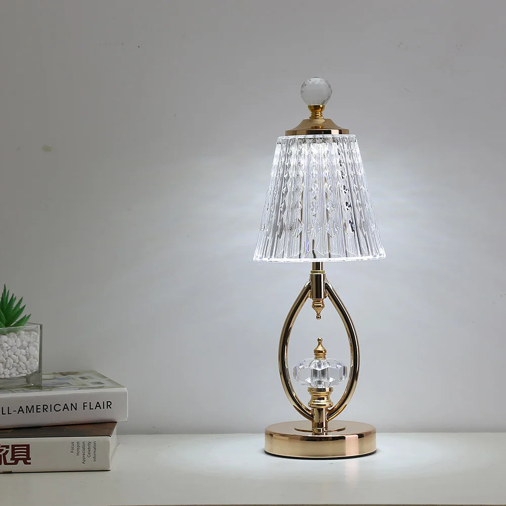 Vintage Crystal Table Lamp - Elegant Vintage Crystal Table Lamp for Captivating Atmosphere
