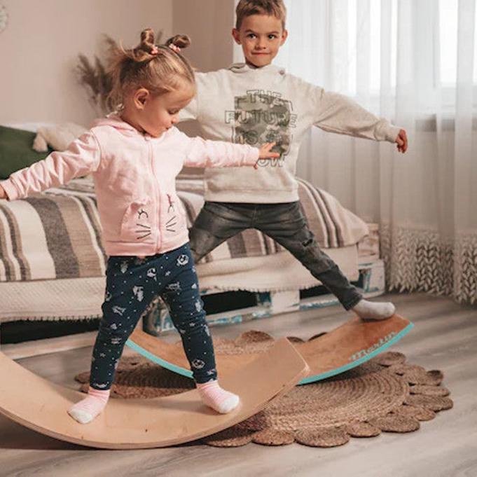 AdventureBoard – Multifunctional Balance Board for Creative Play