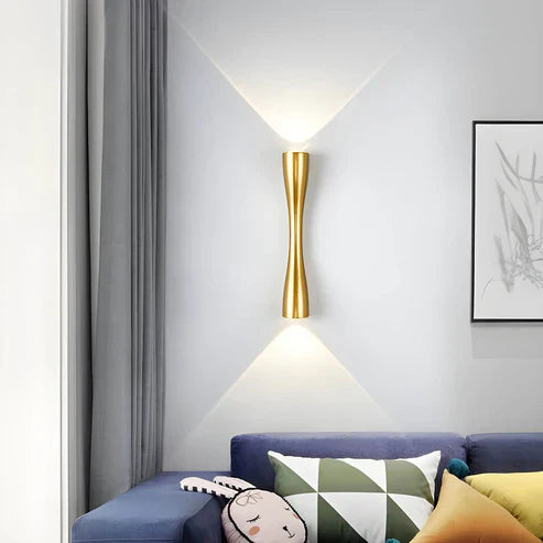 RéconfortGlow – Elegant Water-Resistant Wall Lamp for Indoors and Outdoors