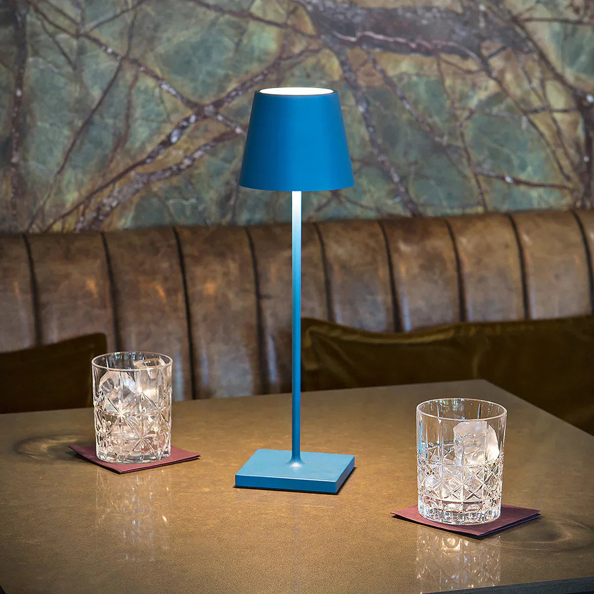 LumiLuxe - Elegant Table Lamp with Wireless Charging Function