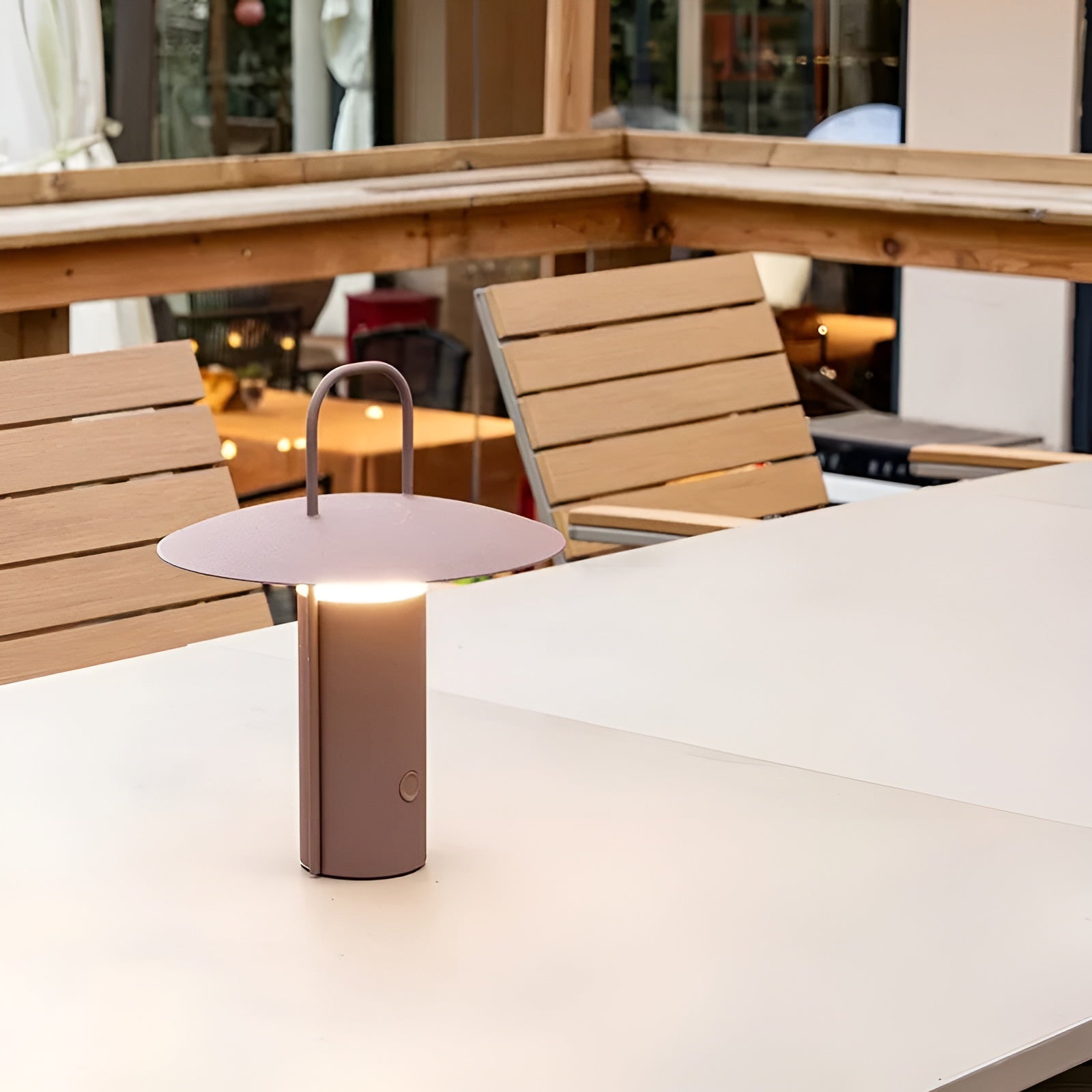 GlowLight Garden Light – Magical LED Table Lamp for Outdoor Use, Water Resistant &amp; Rechargeable