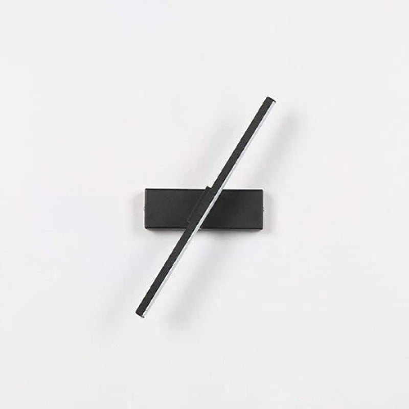 LuxeGlow Wall Lamp - Elegant Wall Lamp with Flexible Lighting for Modern Interiors