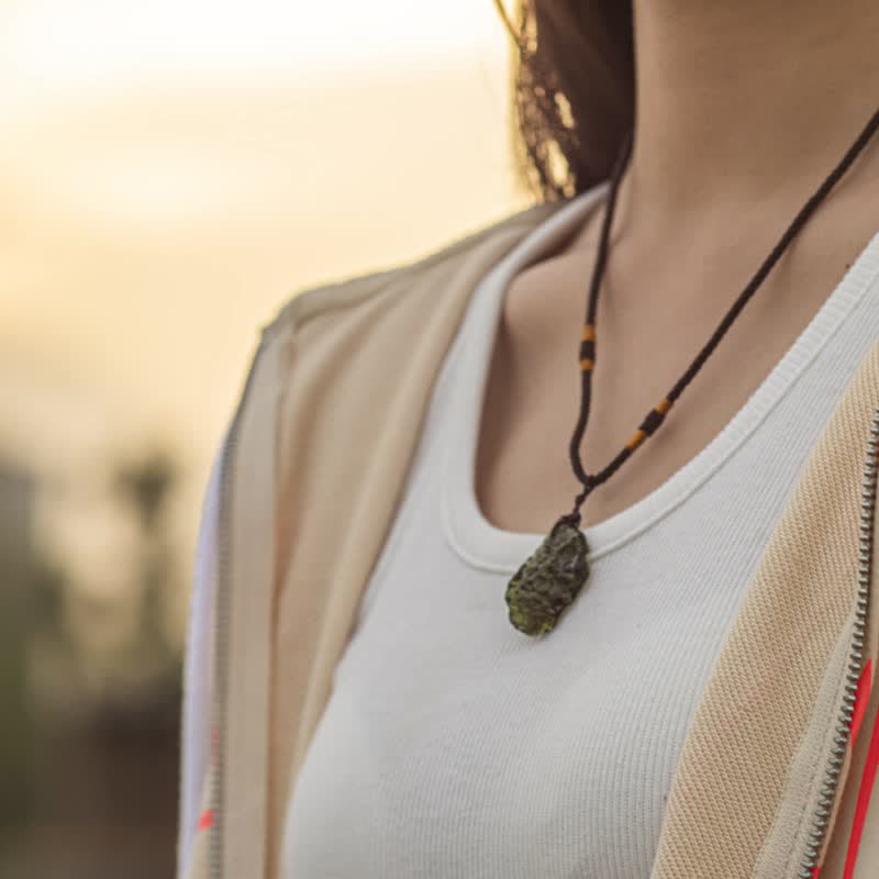 Alina's Captivating Green Moldavite Pendant Necklace for Purification