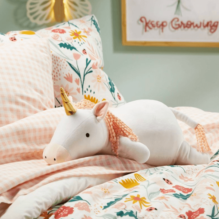 SerenityHug Plush – Soft Lighting for Relaxation