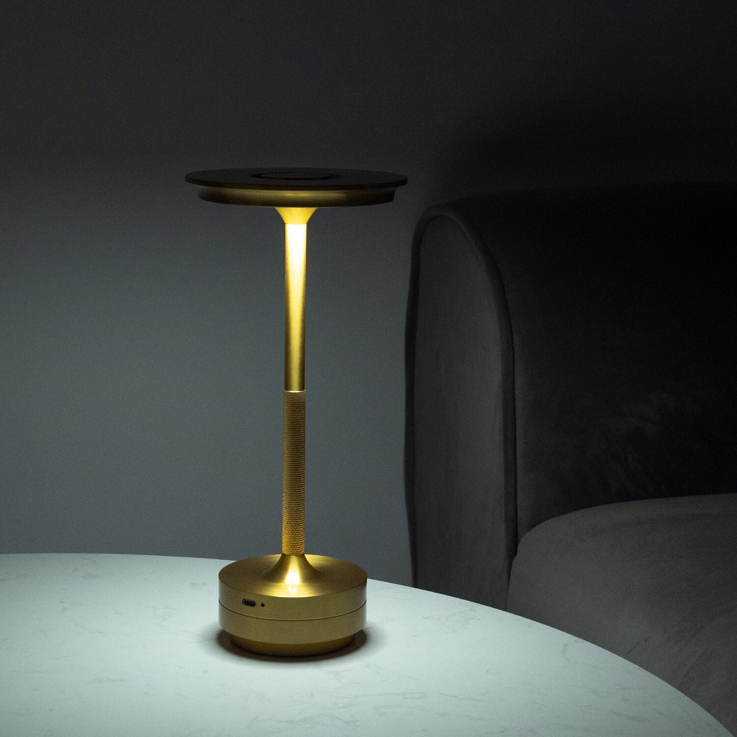 Lumiglow - Elegant Wireless Design Lamp for Atmospheric Lighting