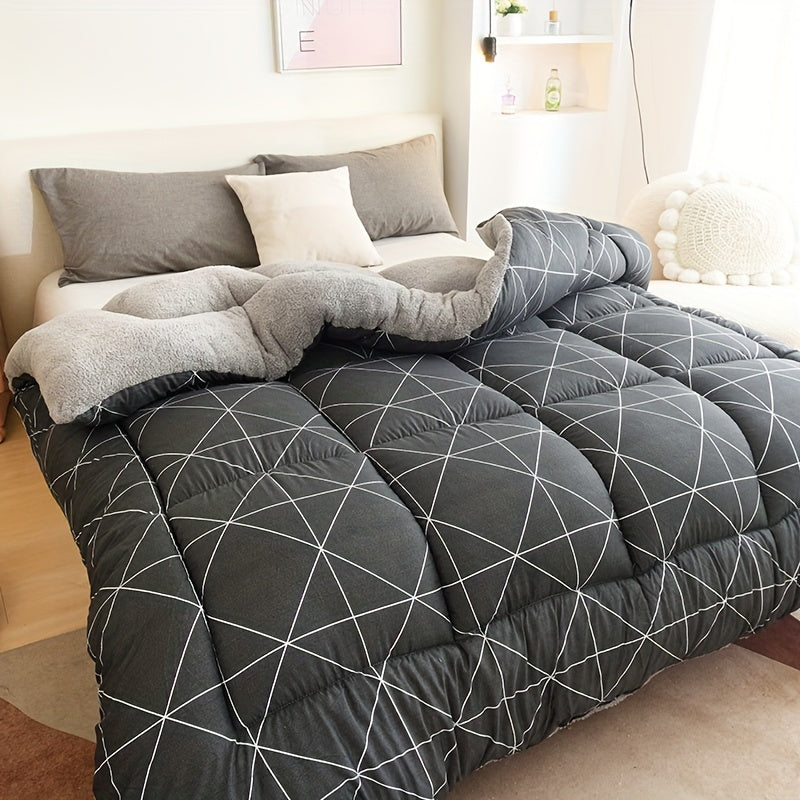 Luxe All-Year Down Duvet Insert with Geometric Patterns