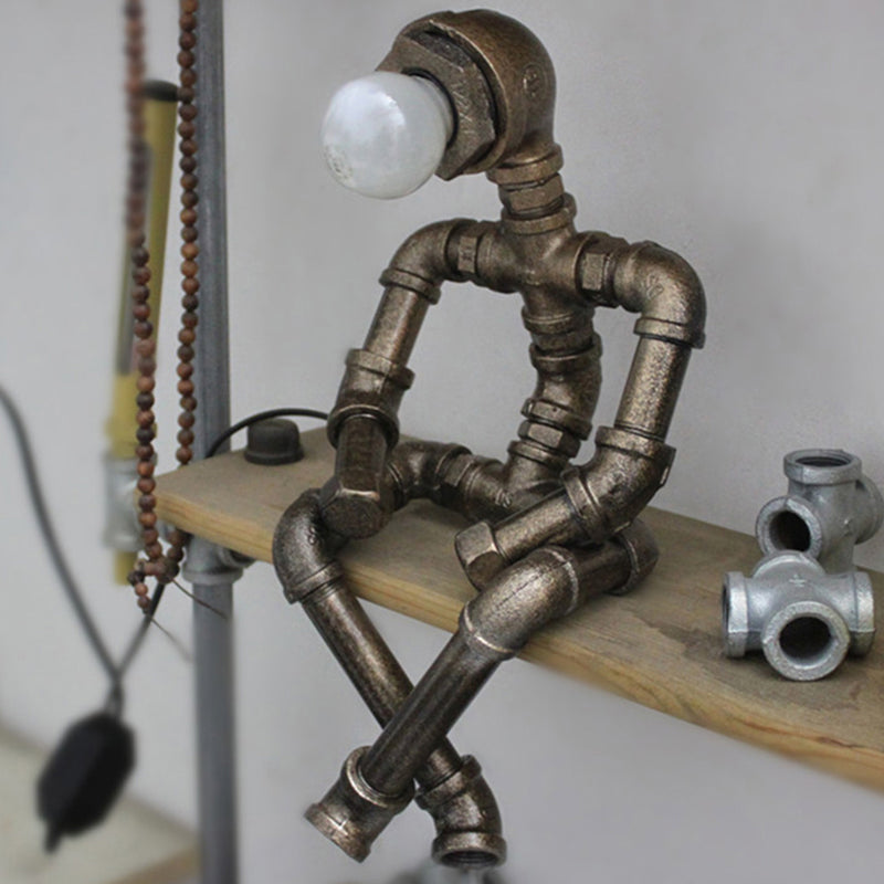 RoboShine Robot Lamp – Playful Iron Lighting for the Home