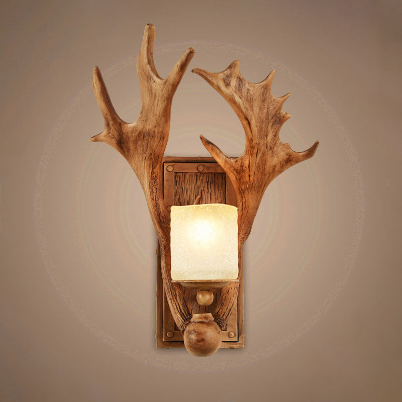 RusticAntler - Rustic wall lamp with antlers