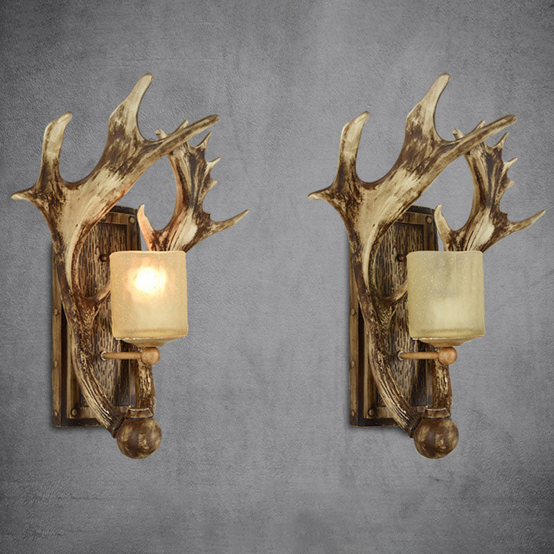 RusticAntler - Rustic wall lamp with antlers
