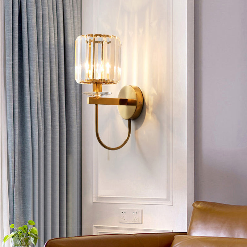 CrystalLux Elegante Vägglampa - Lyxig Cylindrisk Design för Moderna Interiörer