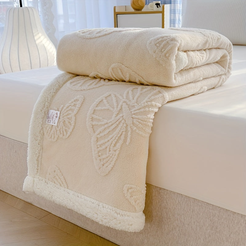 Cozy Luxe – Soft fleece throw with butterfly design