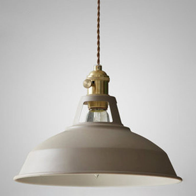VintageGlow – Retro Hanging Lamp for an Atmospheric Venue